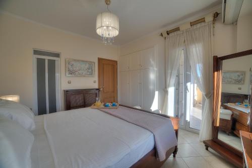 Lagonisi Villa VIP