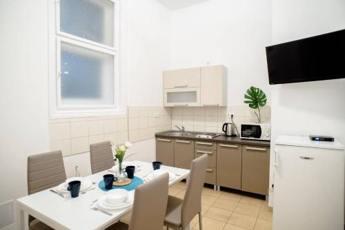 Cosy & Central A/C apartment 2