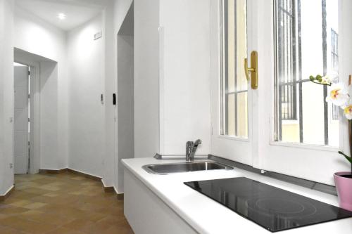 Roma Resort Colosseum - image 5