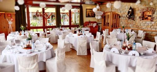 Hotel Neue Höhe in Klingenberg, Deutschland