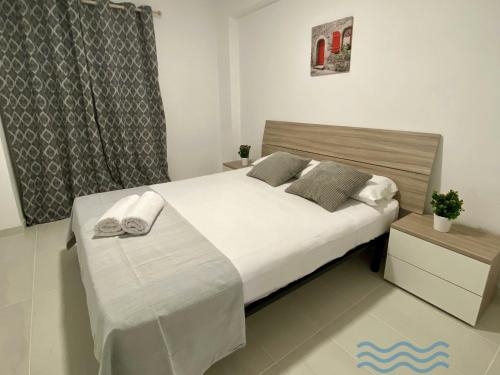 APARTBEACH AGUSTINA ARAGON CLIMATIZADO y VISTAS PLAYA