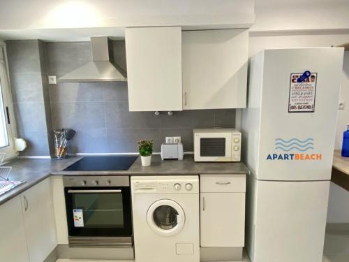 APARTBEACH AGUSTINA ARAGON CLIMATIZADO y VISTAS PLAYA