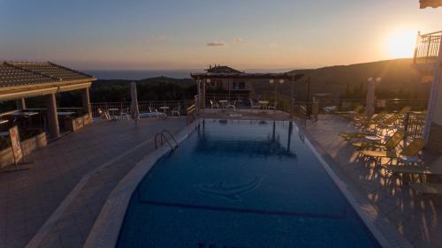 Swimming pool, Eleni Studios Parga in Parga