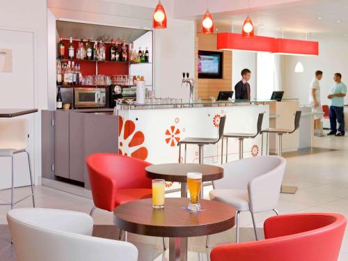 ibis Senlis - image 7