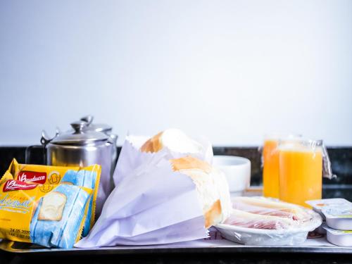 อาหารและเครื่องดื่ม, Hotel Analia Franco in อกวาราซา