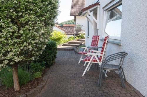 Erkély/terasz, Ina's Ferienwohnung in Fischbachtal