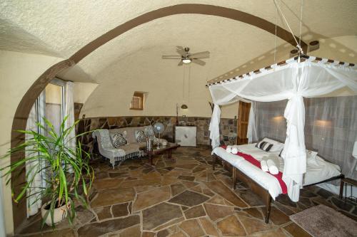 Rostock Ritz Desert Lodge