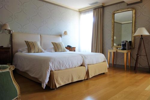 Hotel Restaurant Chartron 4