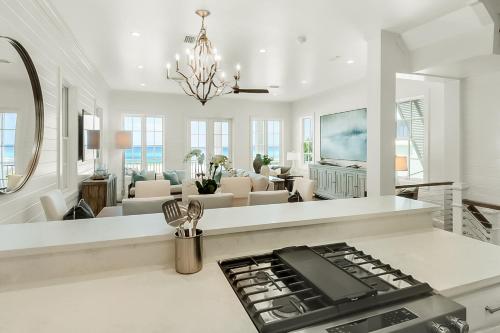 Carillon Beach Beachfront Blessings - image 10