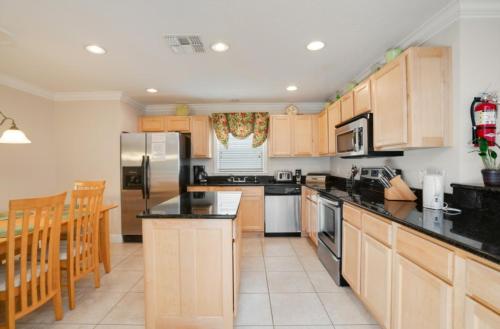 Enjoy Golf Resort & Private Pool in Davenport, USA