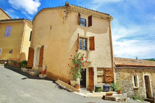La Tour gîte à louer Montagnac-Montpezat