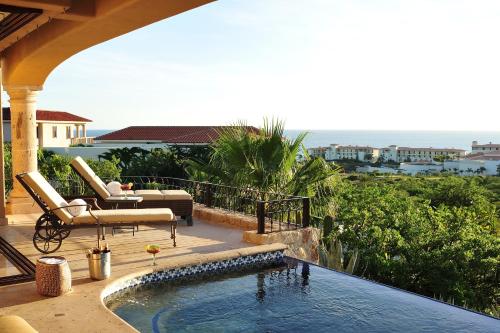 Stunning Oceanview villa! Golf gated community, Minutes to beautiful beach