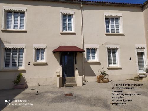 chambre meublée à louer - Rochetrejoux