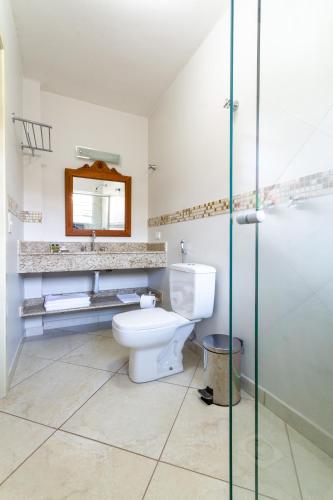 Double or Twin Room image 3