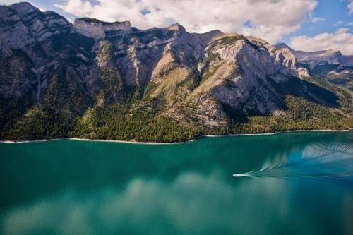 Banff Mountain Home- The Real Rockies Experience