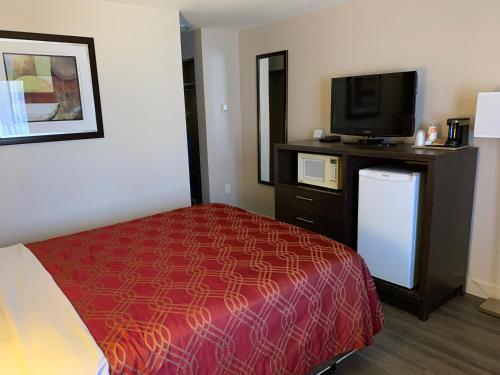Econo Lodge And Suites