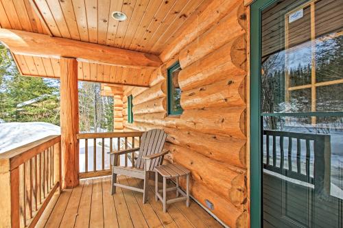 Lakefront Log Cabin with Dock about 9 Mi to Lutsen Mtn in Lutsen
