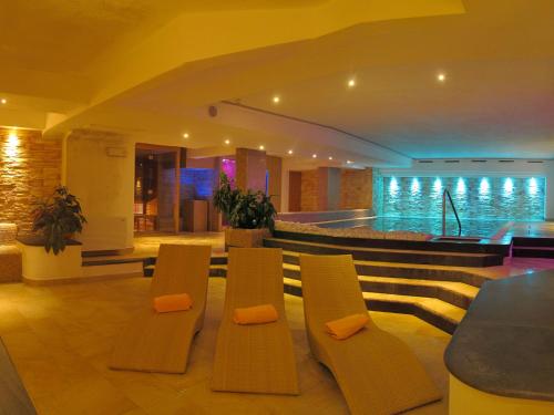 Hotel Ambasciatori - image 6