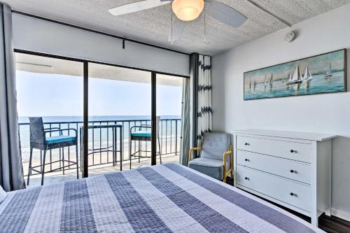 Bright Beach Condo with Ocean View and Balcony! - image 13