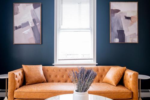 Providence Large, Spacious, Modern 4BR Apartment in Providence, USA