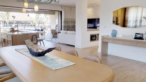 Maui Westside Presents - Luana Garden Villas 15D