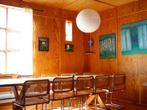 Restorāns, Brekkulækur Guesthouse in Tjarnarbrekka