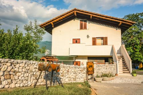 Apartma M&R, Tolmin
