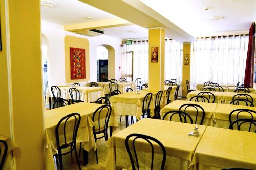 Hotel Cirene – Rimini, IN