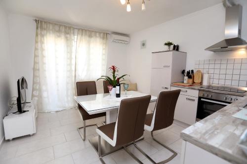Apartments ITD - image 10