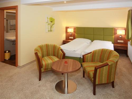 Double or Twin Room with Terrace