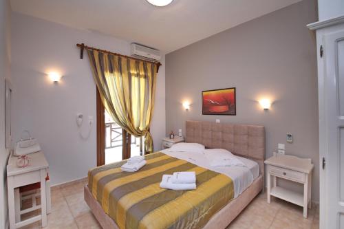 Two-Bedroom Apartment with Sea View image 7