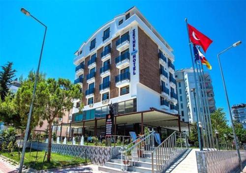 Zeynel Hotel in Antalya