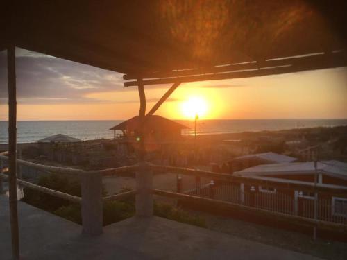 Balcony/terrace, Hostal Puerto Engabao "El Surf Shelter" in Engabao