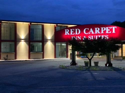 Red Carpet Inn & Suites Ebensburg