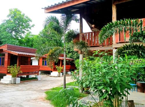 Exterior view, Gumpor Art Studio in Mae Lao