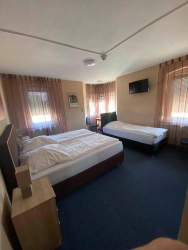 Hotel Alter Ritter in روتنبرغ أب در تاوبر