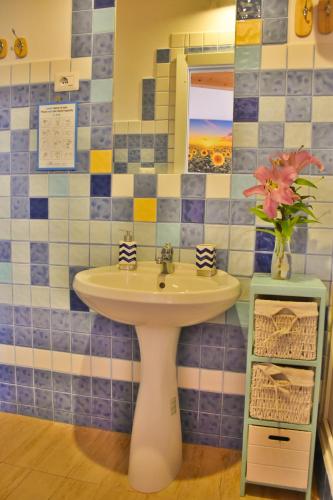 Flowery Inn Villa - image 2