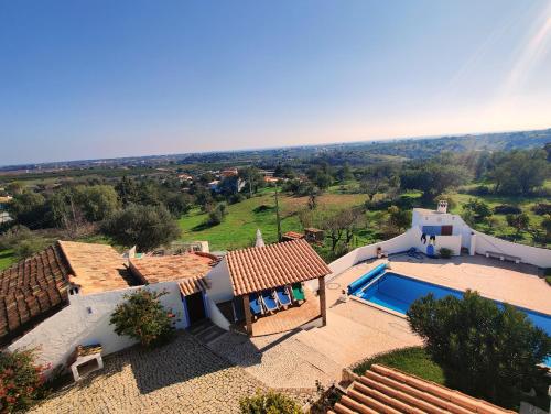 Exterior view, Casa Esperanca - carefree living with big private pool and great views in Olhao