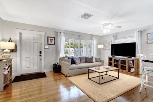 Cozy and Charming in SoSo in West Palm Beach, USA