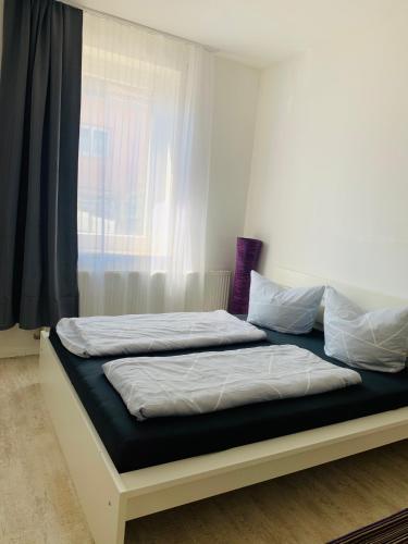 Großartige 3 Zimmer Ferienwohnung mit Kamin und Garten für 1-6 Personen (Großartige 3 Zimmer Ferienwohnung mit Kamin und Garten fur 1-6 Personen) in Kaufbeuren