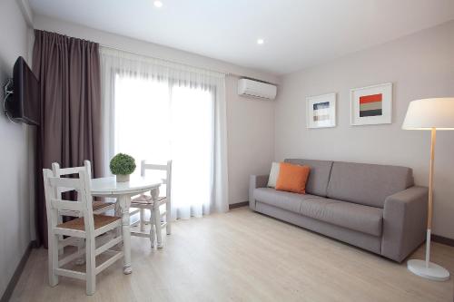 Apartamentos Ribera - image 3