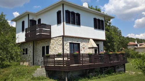 . Guest House Jana Къща за гости Жана