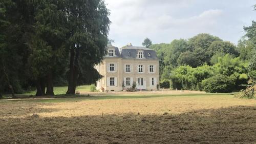 photo chambre Séjour au château de Mons Boubert