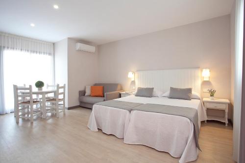 Apartamentos Ribera - image 13