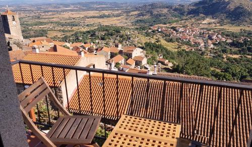 CASA DO CASTELLO MONSANTO in Monsanto