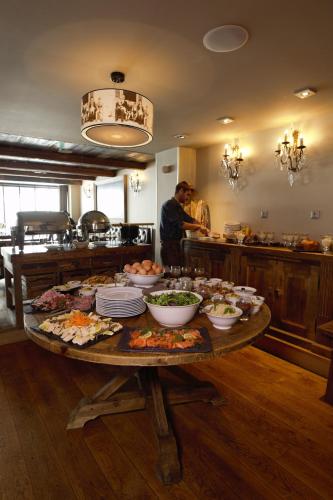 Étterem, Maison de Famille Les 5 Freres in Val-d'Isere