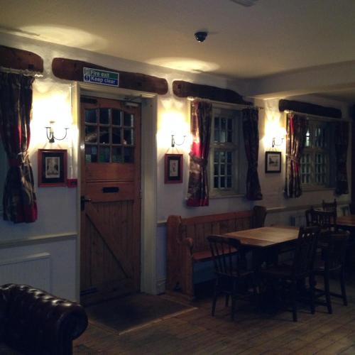 Étterem, The Half Moon Inn in Ripley (Surrey)