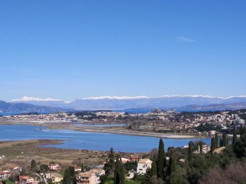  GEOMAR HOUSE 2 SKY AND VIEW in Perama