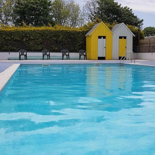 Pool, BRANWOOD Acorn Caravan Holidays Newquay in Newlyn