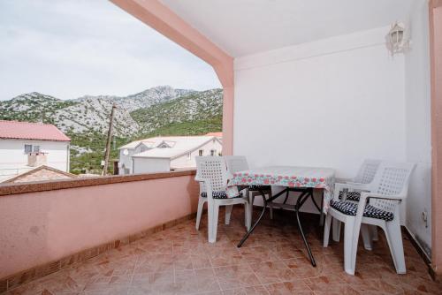  Apartmens Leona in Karlobag
